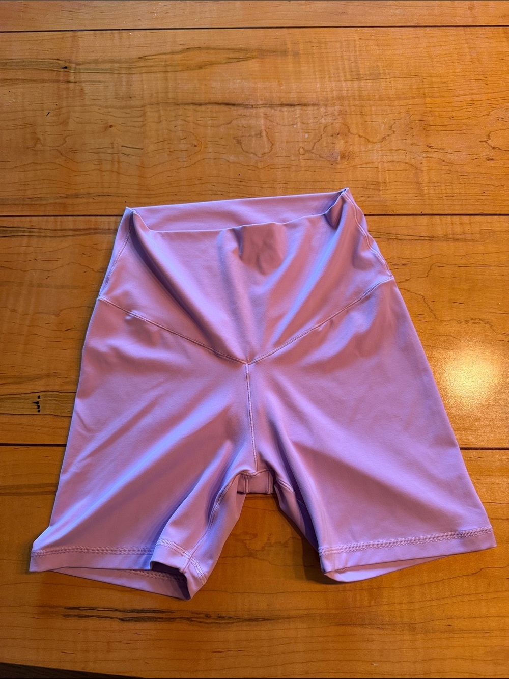 NWOT Aerie bike shorts size medium and light purple in color